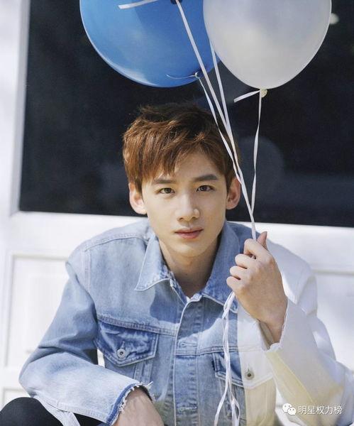 娱乐吃瓜猫白敬亭